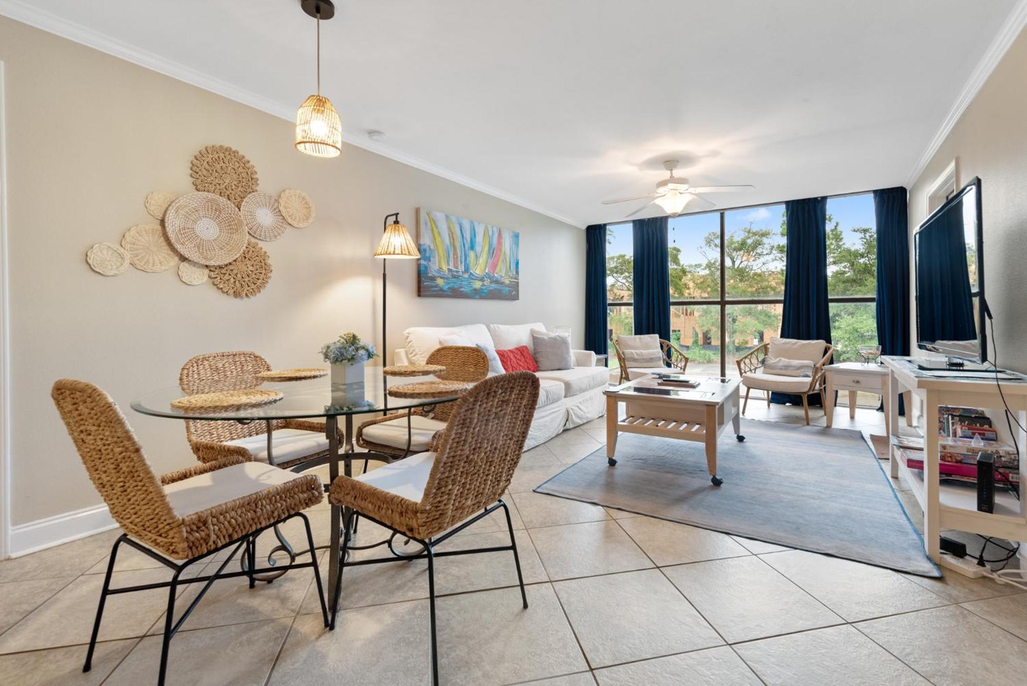 Fun 2 Bed/2 Bath Condo With Pool On Biloxi Beach Екстериор снимка