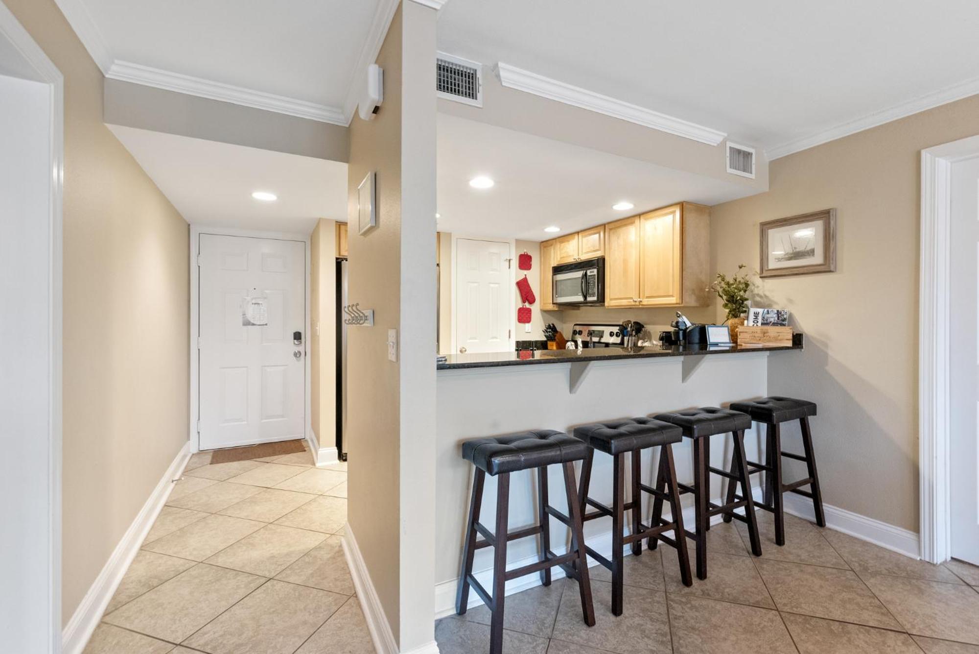 Fun 2 Bed/2 Bath Condo With Pool On Biloxi Beach Екстериор снимка