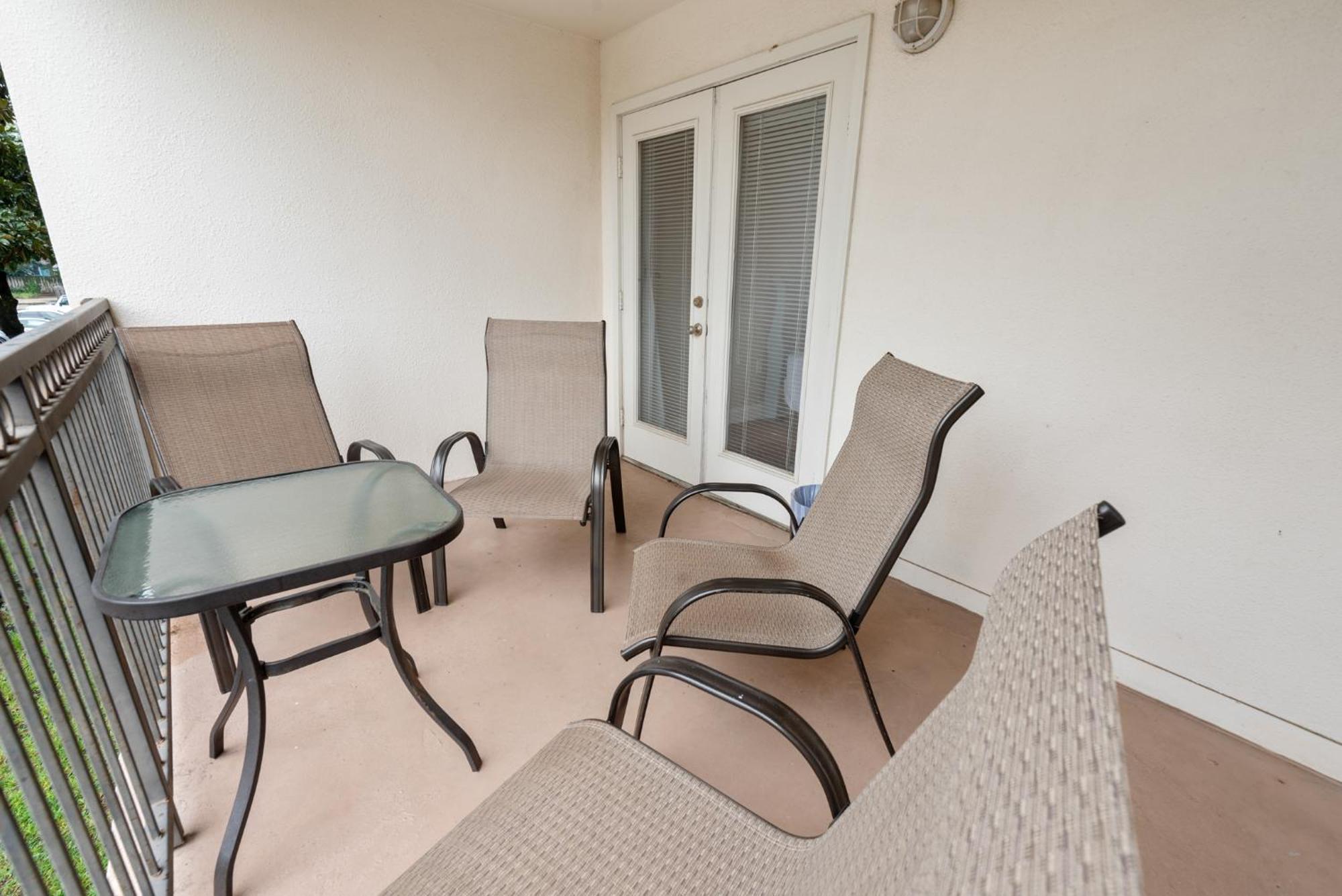 Fun 2 Bed/2 Bath Condo With Pool On Biloxi Beach Екстериор снимка